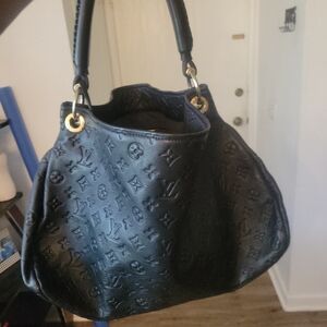 Black Designer Embossed Leather Bag